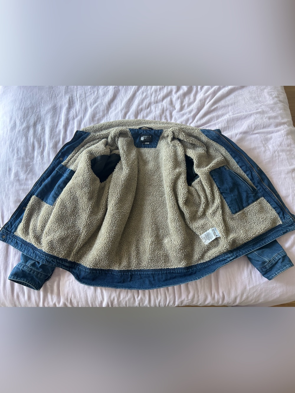 Carhartt Sherpa Lined Denim Jacket - Picture 2 of 11